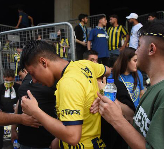 Kupa finali öncesi biber gazlı müdahale