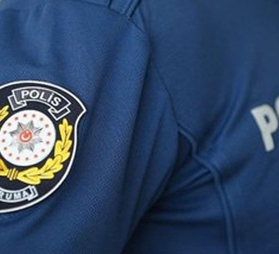 İddia: Bir polis ve bir MHP çalışanı iş yeri bastı, deliller saklandı