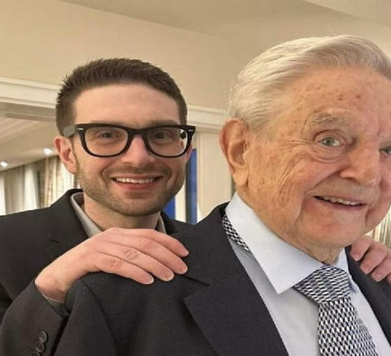 George Soros vakıfları ve servetinin kontrolünü oğluna devretti: Oğul Soros 25 milyar doları yönetecek