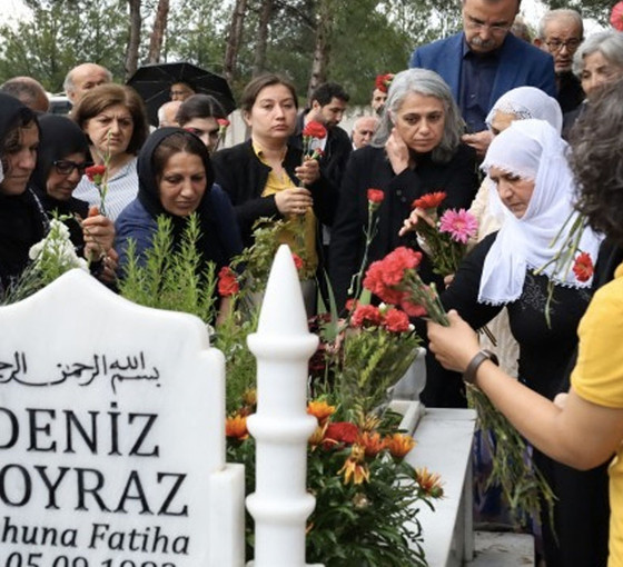 Deniz Poyraz anıldı: Özgür bir ülkeyi yaratana kadar mücadelemiz sürecek