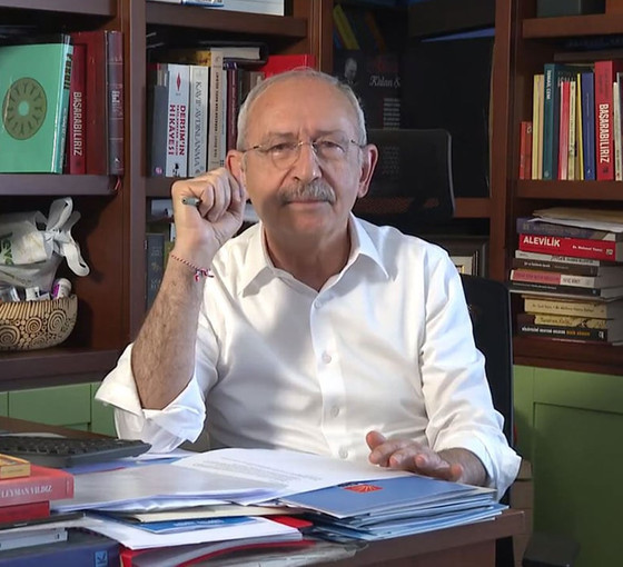 Kemal Kılıçdaroğlu ve at ile it izi