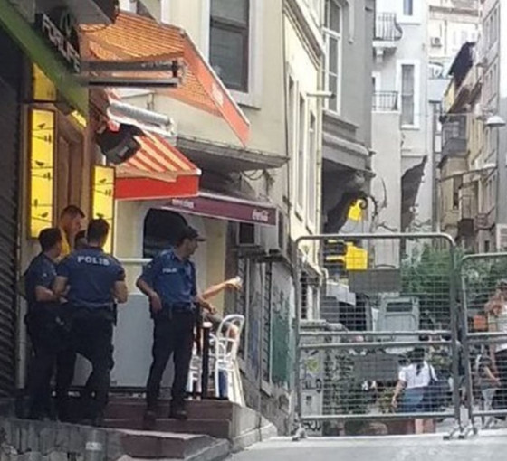 Yasak! Aile var! Git başka yerde yürü