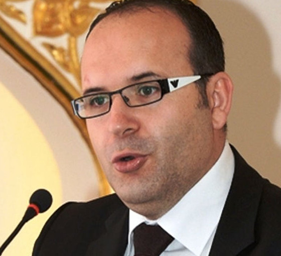 'Erkan Karaaslan’ın AKP’li belediyelerdeki dosyalarını açmak şart değil mi?'