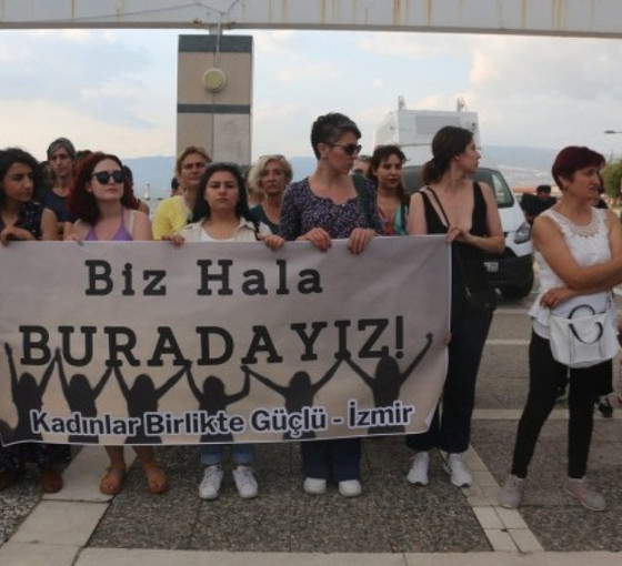 Kadınlar Birlikte Güçlü: Biz vazgeçmedikçe Onur Ayı bu memlekette gerçekleşecek