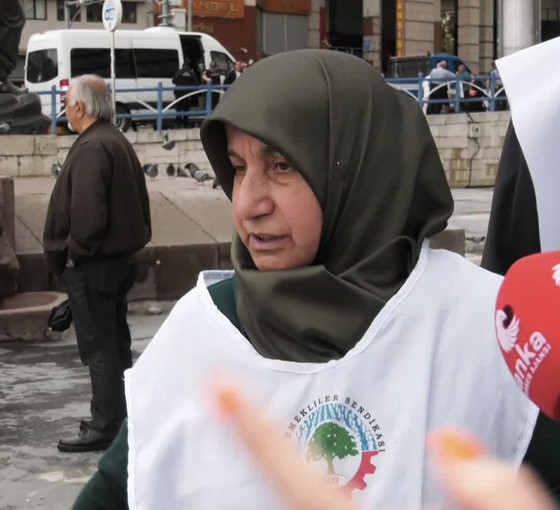 3 bin 700 lira maaş alan emekli: Doğal gaz yakmıyorum, otla çöple yemek pişiriyorum, bu mu mutluluk?