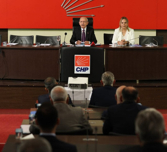 Kılıçdaroğlu, CHP İl Başkanları ile bir araya geldi