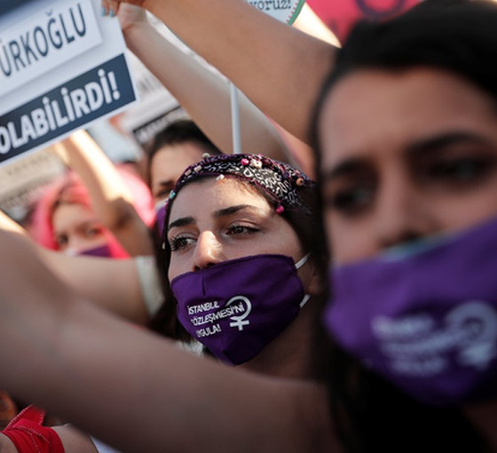 Türkiye cinsiyet eşitsizliğinde beş sıra daha geriledi
