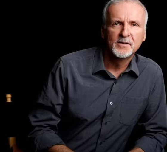 Titanik'in yönetmeni James Cameron: Titan denizaltısının kaybını iliklerimde hissettim