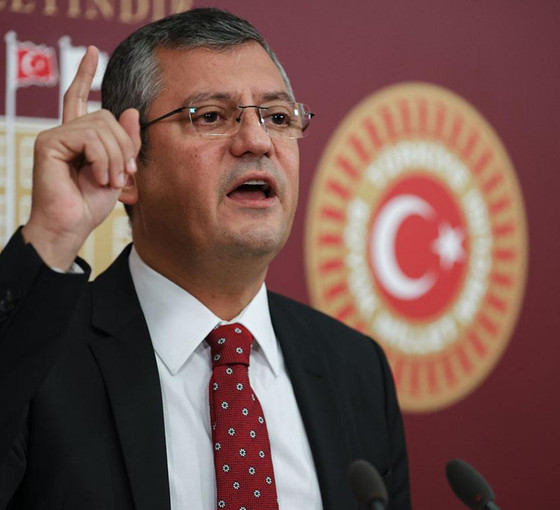 CHP'li Özgür Özel'den bir 'kurultay' çağrısı daha: Bunun telafisi ağır olur