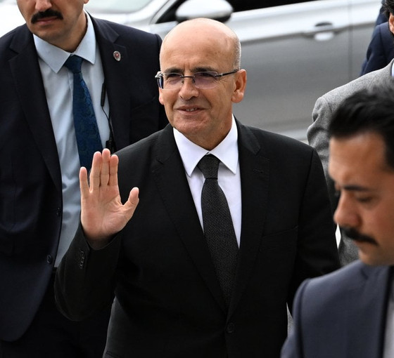 Şimşek: Kısa vadeli hedefimiz fiyat istikrarı
