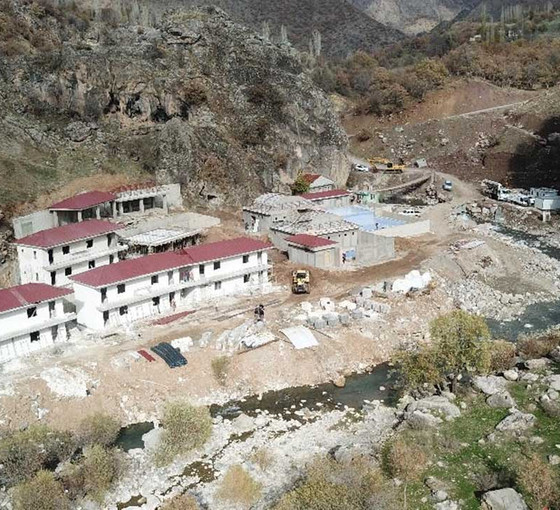 Şırnak’taki doğal kaplıcalar önce tahrip edildi, şimdi de satışa çıkarıldı