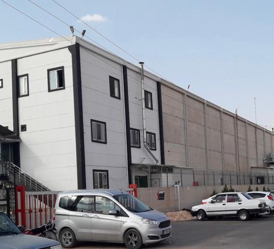 Fabrika yönetiminden işçilere bayram ikramiyesi: Boş poşet!