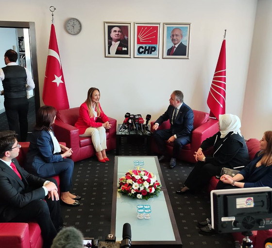 AKP'nin CHP'ye bayram ziyaretinde 'adil seçim' gerilimi