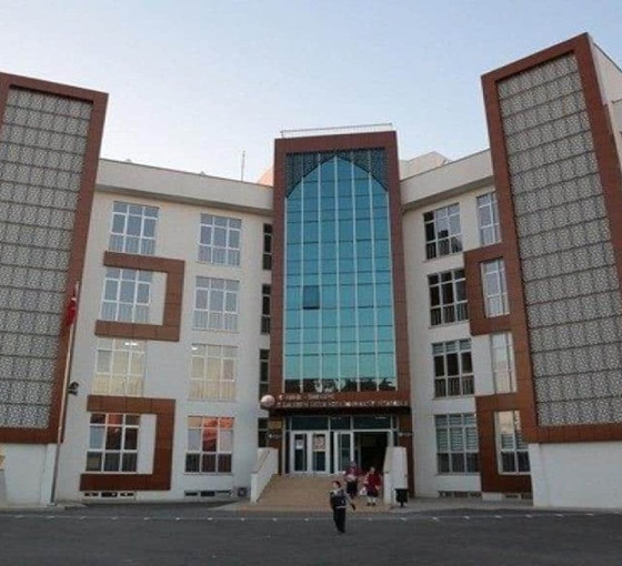 Okul idaresi öğretmenlere baskı uyguladı: Tarikata gönderilen öğrencilerin devamsızlıkları silindi