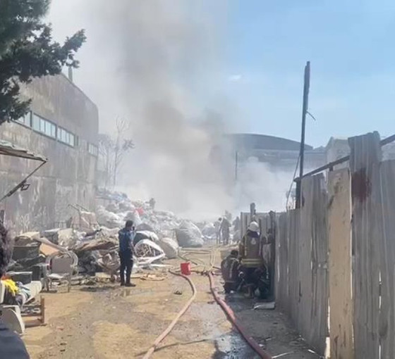 Son dakika: Tuzla'da yangın nedeniyle durdurulan Marmaray seferleri normale döndü