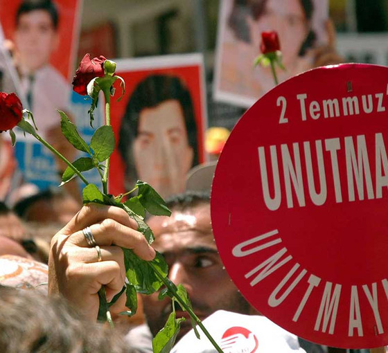 Madımak Katliamı’nın 30. yıl dönümü: 'Alevilerin yası, eksik bir yas'