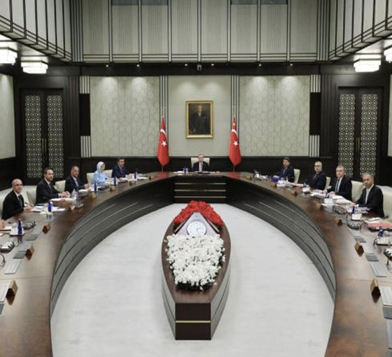 Kabine toplanıyor: Gündem memur ve emekliye zam