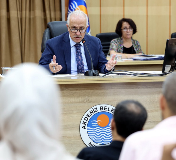 Akdeniz Belediyesi meclis toplantısında 'Kuran kursu' tartışması: AKP'li başkan, CHP ve HDP'li üyeleri hedef gösterdi