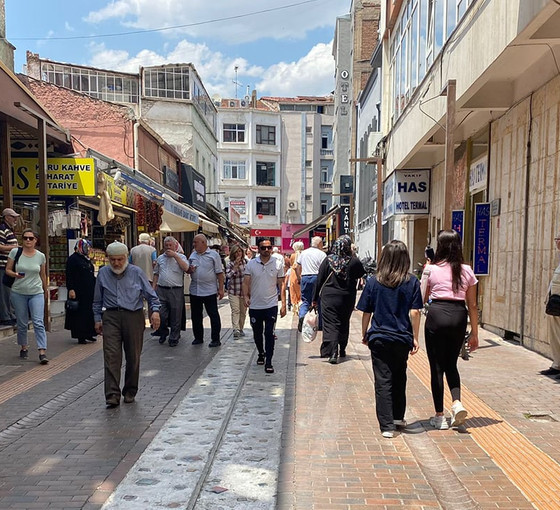 Dokuz günlük bayram tatili küçük esnafı vurdu: 'Umduğumuzu bulamadık'