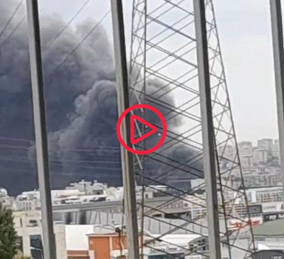 İstanbul'da sanayi sitesindeki yangına helikopterli müdahale