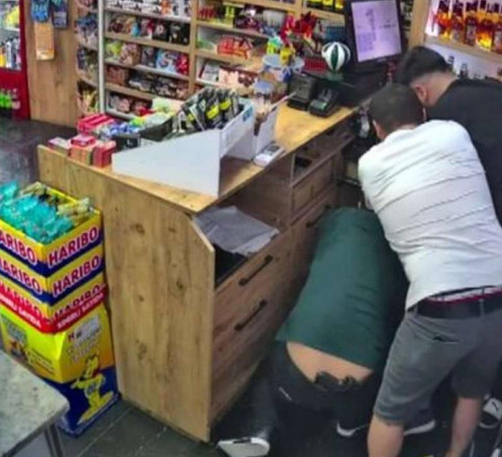Esenyurt'taki tekele silahlı saldırıya tepki yağdı: Hepimiz şans eseri yaşıyoruz bu ülkede