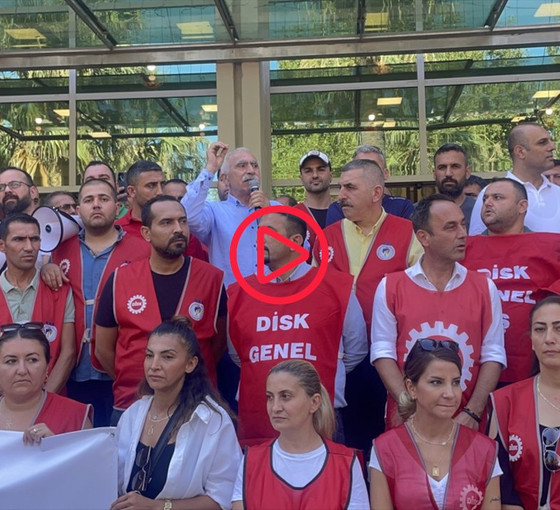 İzmir'de metro grevi ikinci gününde: Taraflar yeniden masada