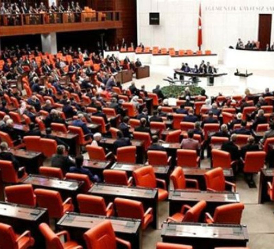 Meclis'te Zazaca-Türkçe çift taraflı kartvizit talebi onaylanmadı: 'Kürtçeye yabancı dil tarifesi uygulanamaz'