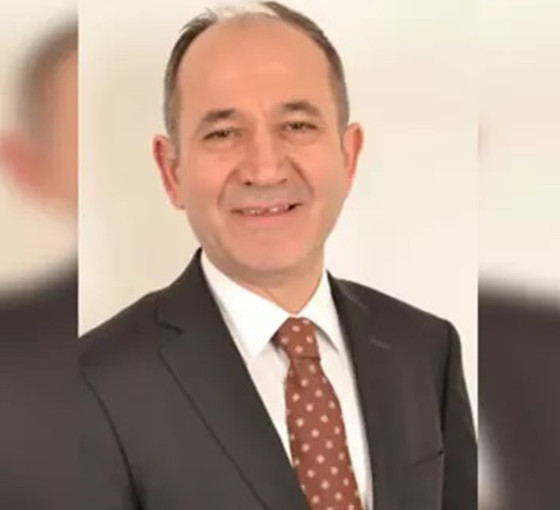 CHP ilçe başkan adayı olduğu kongrede kalp krizi geçiren Faruk Özdemir vefat etti