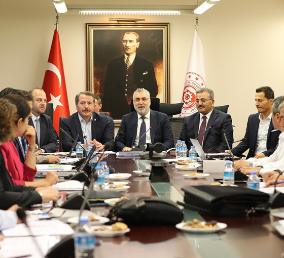 Memur Sen: En düşük memur maaşı 30 bin lira olmalı