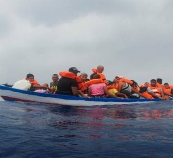 İtalya'nın Lampedusa Adası açıklarında göçmen teknesi battı: En az 41 kişi öldü