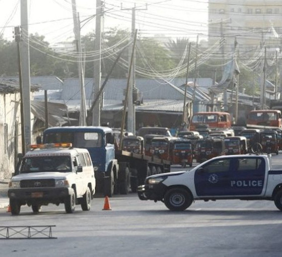 Somali'de otobüse bombalı saldırı: Altı kişi öldü