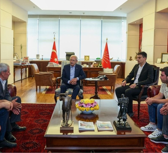 Kılıçdaroğlu, IŞİD'in öldürdüğü asker Fethi Şahin'in ailesiyle görüştü