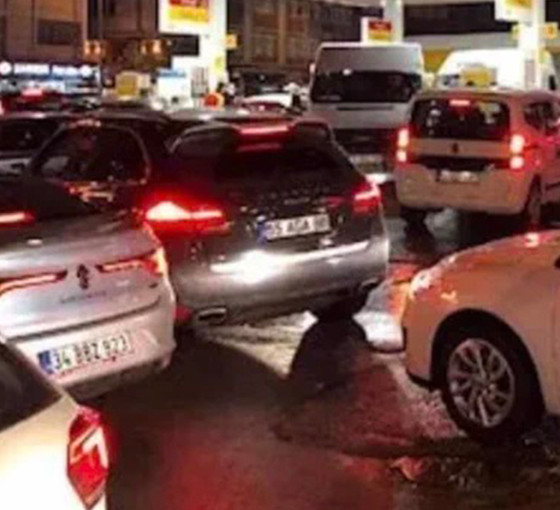 Akaryakıt'a zam iddiası vatandaşları telaşlandırdı