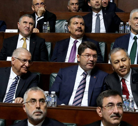 AKP'li üst düzey yönetici konuştu: Fahrettin Koca, İstanbul adaylığında açık ara önde
