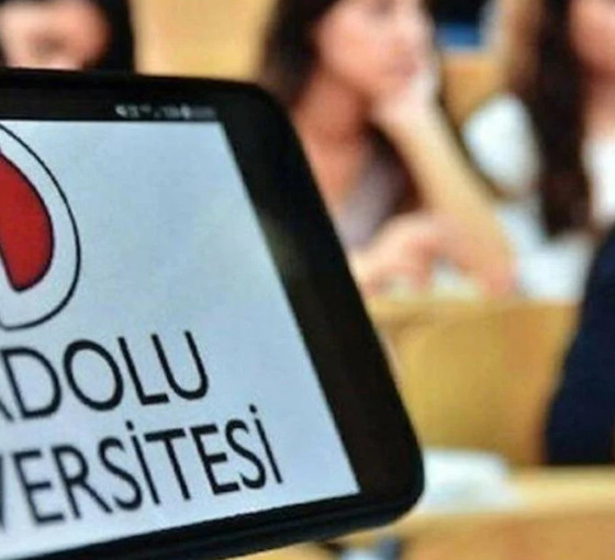 Anadolu Üniversitesi AÖF kayıt ücretlerine yüzde 90'lık zam