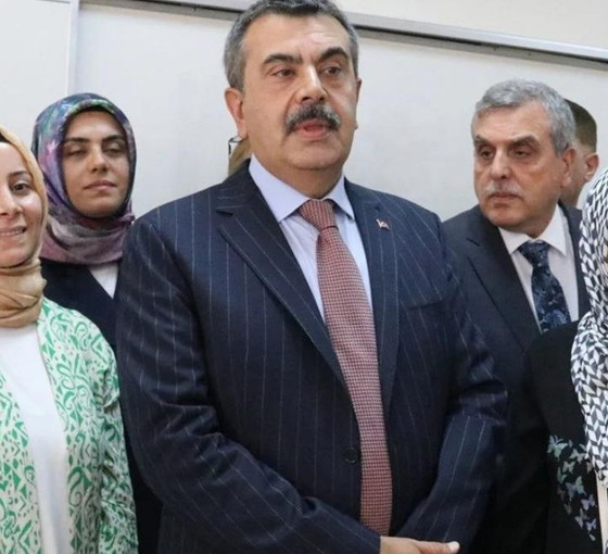 Eğitim sendikalarından Bakan Tekin'e tepki: Asım Sultanoğlu hangi başarısından dolayı ilimize atandı?