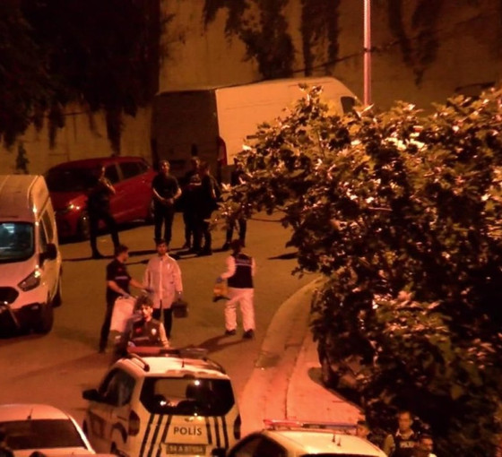 İstanbul'da uyuşturucu operasyonunda çatışma: Biri polis iki kişi öldü