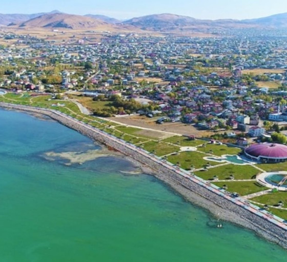 Geçiş güzergâhındaki Van'da uyuşturucu okul bahçelerine kadar girdi