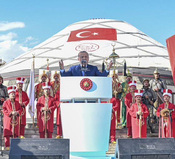 Erdoğan: Asıl hedeflerimize yönelmenin vakti