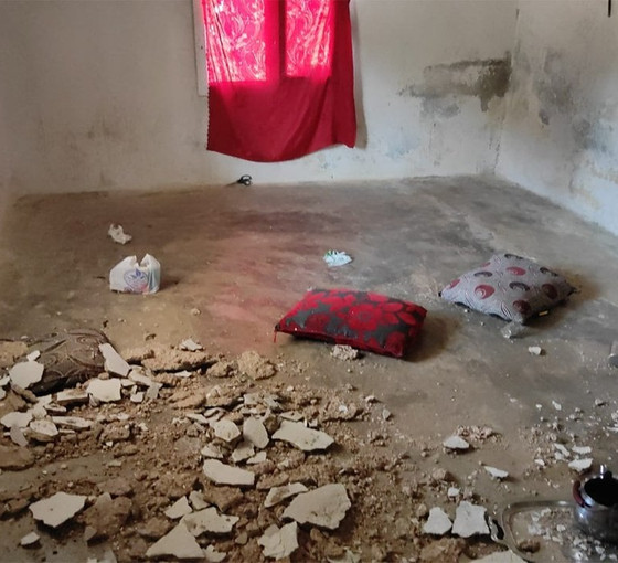 Urfa'da Suriyeli ailenin kaldığı evin tavanı çöktü: Bir aylık bebek yoğun bakımda