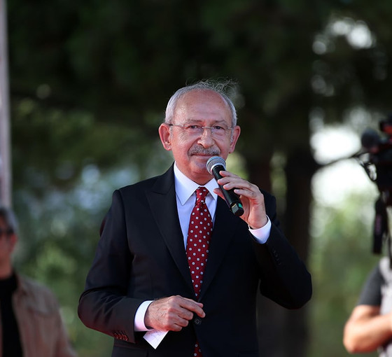 Kılıçdaroğlu'ndan "CHP 100 yaşında" paylaşımı: Buradayız