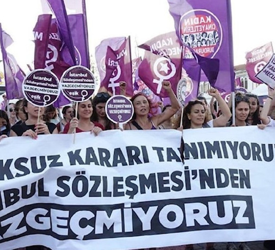 Boşanma ve nafakada 'arabuluculuk' önerisine tepki: 'Medeni hukuku şeriatçı erkek krallığına uydurmak anlamına gelir'