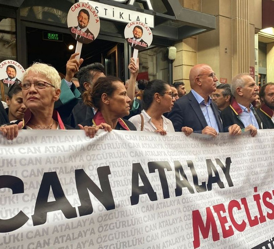 Avukatlar, Can Atalay ve Gezi tutukluları için eylem yaptı