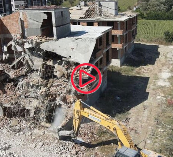 27 daireli inşaat için 'uygunluk' raporu verilen beton 'kullanılamaz' çıktı: Binalar yıkıldı