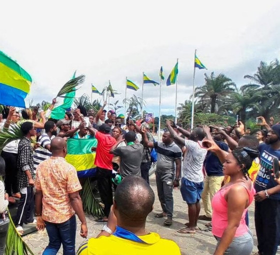 Fransa, Gabon'la askeri işbirliğini askıya aldı