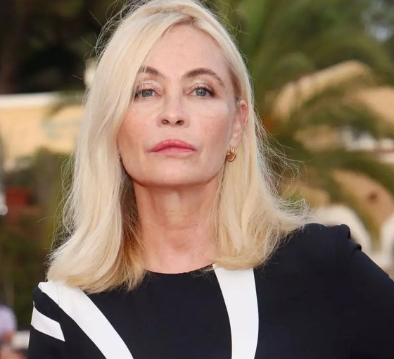 Emanuelle Béart, çocukluğunda aile içi cinsel istismara maruz bırakıldığını açıkladı