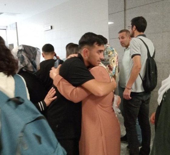 Bağcılar'da gözaltına alınan beş kişiden ikisi tutuklandı: Dergi suçlama gerekçesi yapıldı
