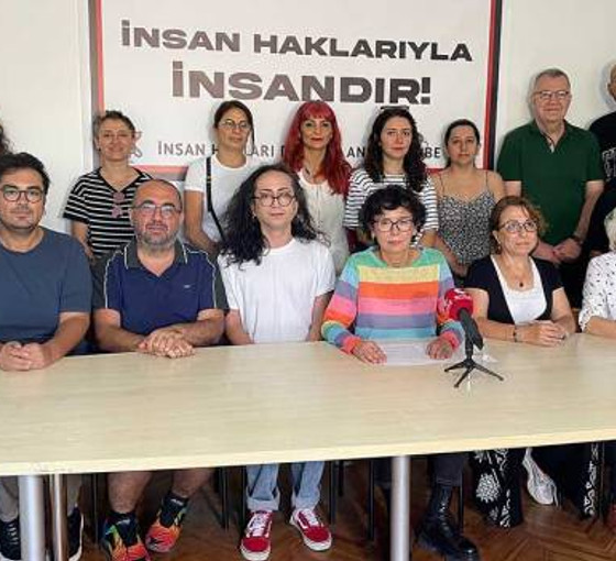 LGBTİ+ karşıtı mitinge tepki: İnsan olmayı protesto edemezsiniz