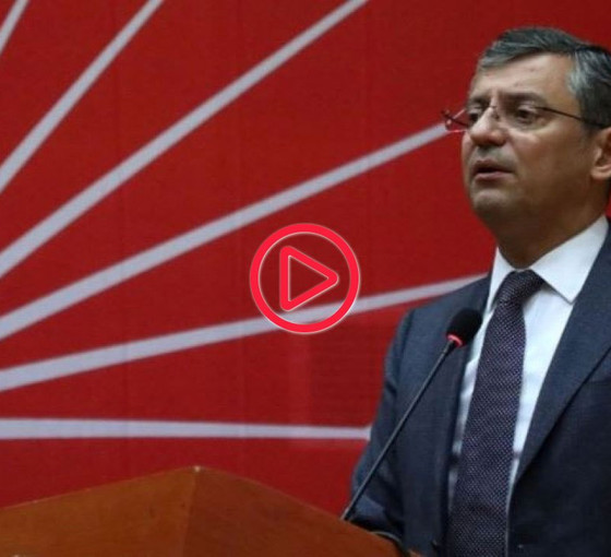 Özgür Özel İzmir'de konuşurken 'Kılıçdaroğlu' sloganları atıldı: 'Beni Soylu susturamadı'