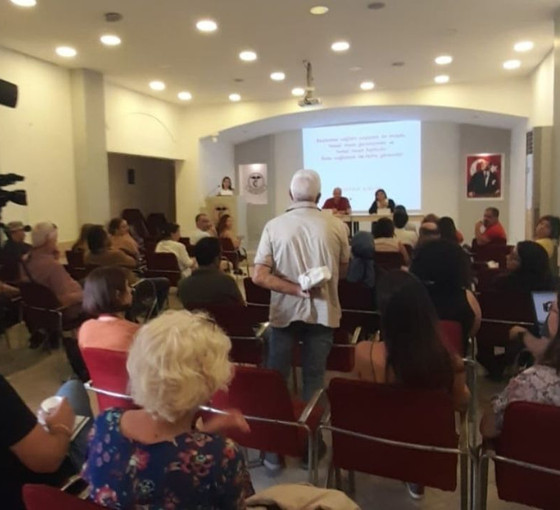İzmir’de çocuk ve beslenme çalıştayı: Çocuk işçiliği ve erken yaşta evlilik artıyor!